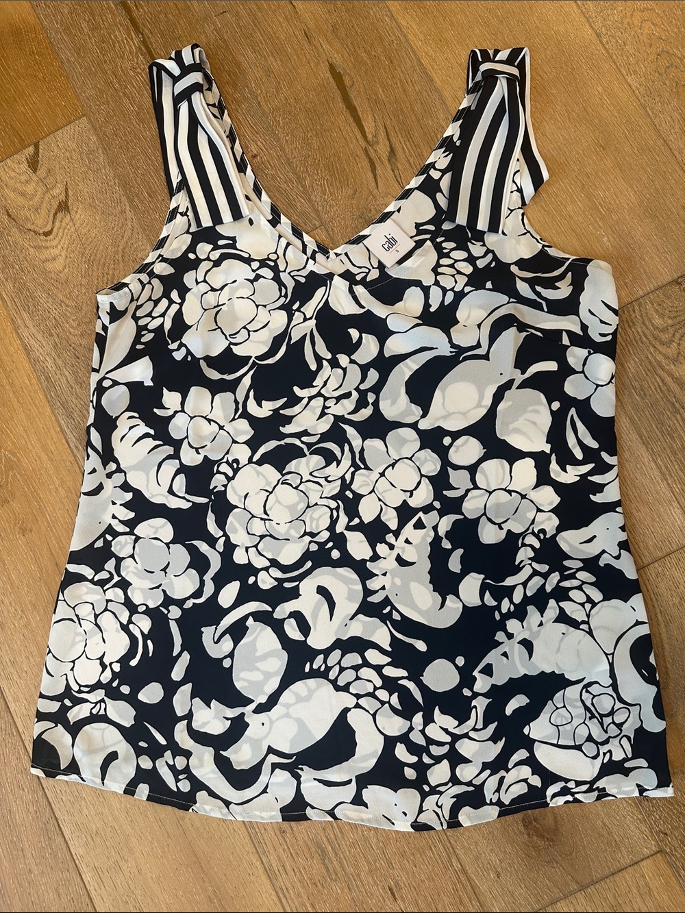 CAbi Navy Blue & White Floral V-Neck Camisole